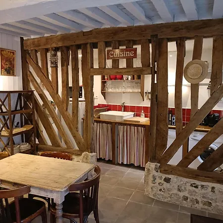 Lovely In Center Honfleur