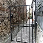 Lovely In Center *