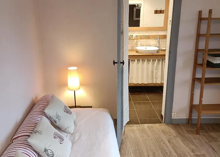 Dom wakacyjny Lovely In Center *