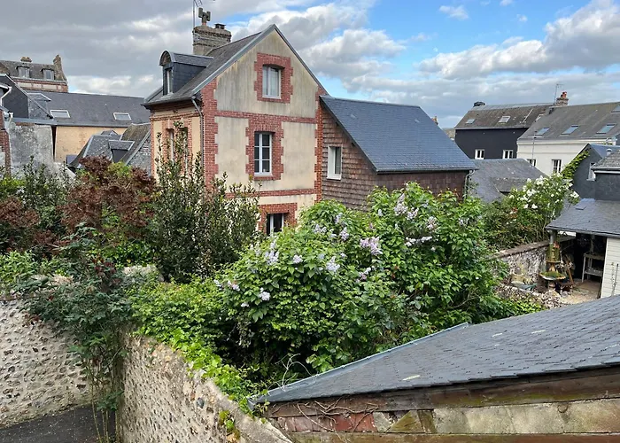 Lovely In Center Holiday home *